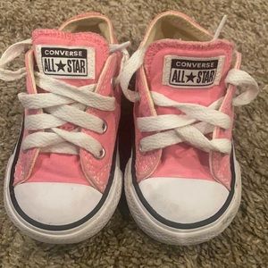 Baby girl converse size 4